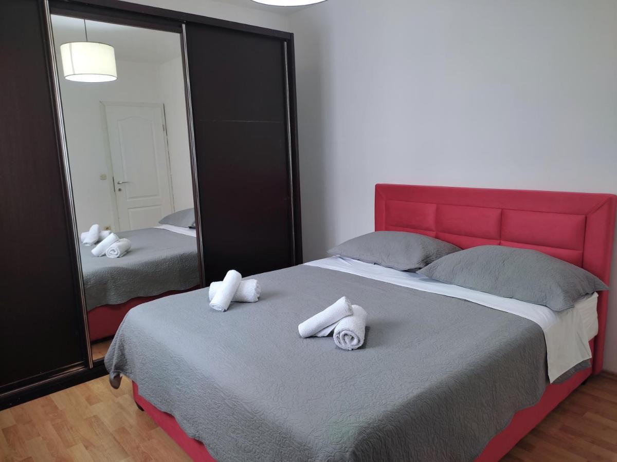 Apartman Miami Podstrana Luaran gambar