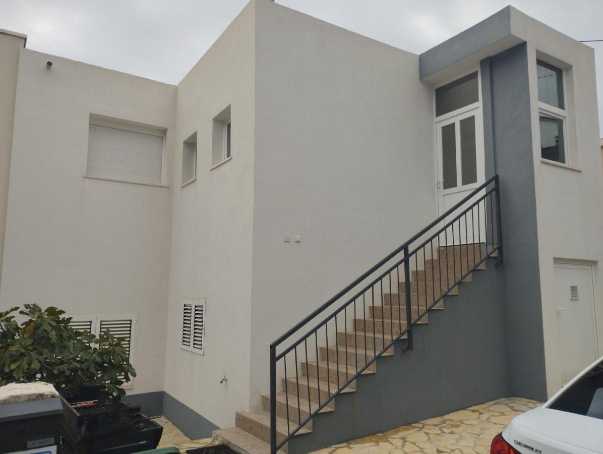 Apartman Miami Podstrana Luaran gambar
