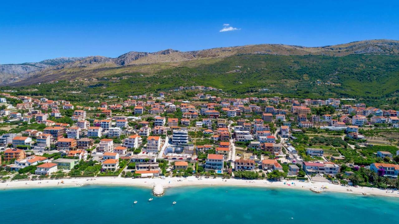 Apartman Miami Podstrana Luaran gambar