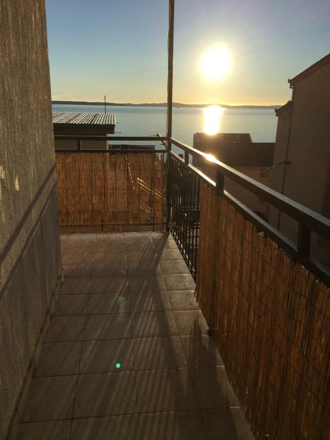 Apartman Miami Podstrana Luaran gambar
